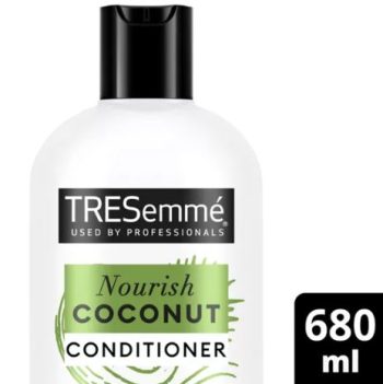 TRESemme Conditioner Nourish Coconut 680ml